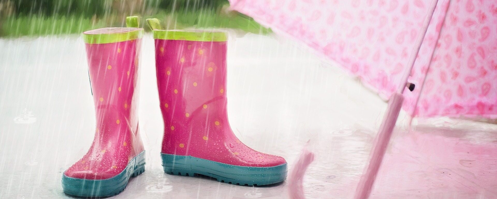 Pluie parapluie bottes Pays Houdanais